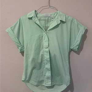 Pistachio Equipment Femme Short Sleeve Button-Up Shirt